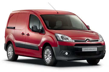 Vervoerder Kleine bestelwagen Citroen Berlingo in Berlin Duitsland